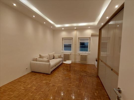 Izdavanje stana na Slaviji