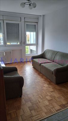 Jurija Gagarina 59m2.3.0.Renoviran!