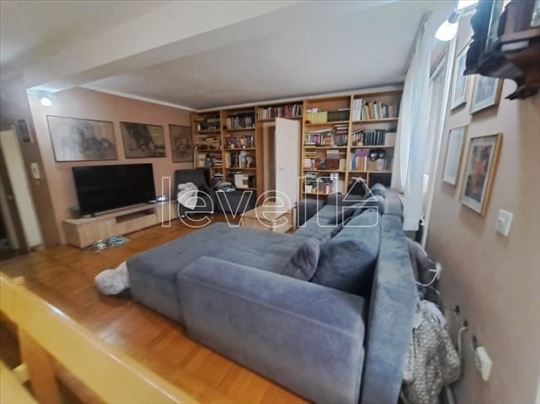 Kuća,Sremska Kamenica,Čardak,kv: 129.00, € 230000,