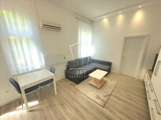Namešten stan, na odličnoj lokaciji ID#10626