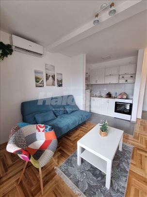 ODMAH Useljiv 1.0 Parking, Terasa, Lift - Ledine