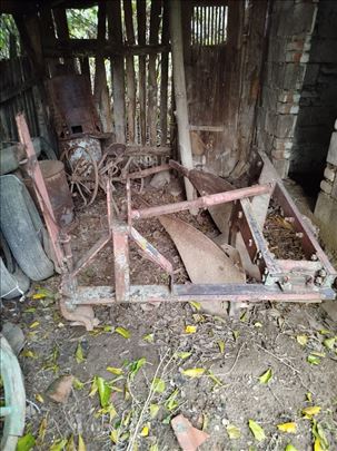 Plug IMT 62010 dvobrazdni.