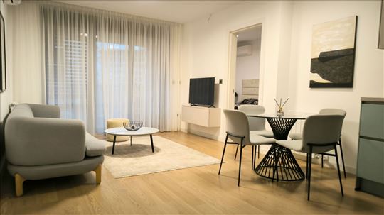 The One, 65m2, Lux, Prelep, Garažno mesto