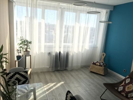 Ustanička - Lux  - Dušanovac - četvoroiposoban sta