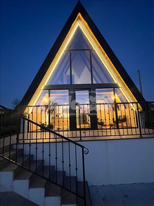 A frame kuce na prodaju