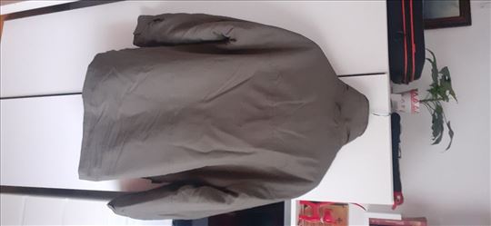 Angelo Litrico, 10 dzepova, Postava se skida, Kapa