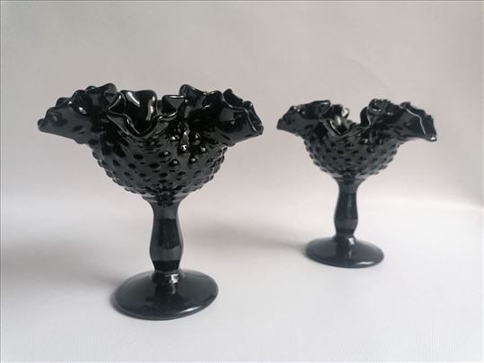 Fenton crno hobnail staklo 2 dekorativne činije