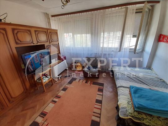 Izdaje se garsonjera u blizini Delta Planeta, 29m2