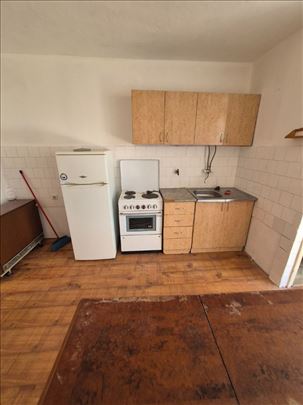 Jednosoban stan na mirnoj lokaciji-moze kredit!