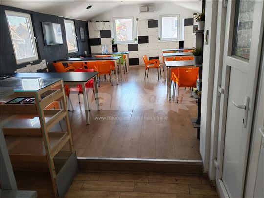 Lokal salon ofis ordinacija škola kancelarija klub