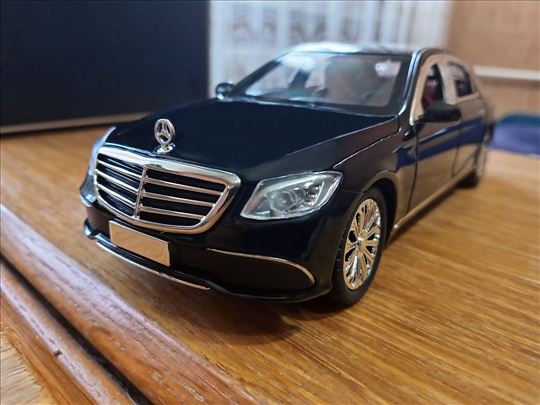 Metalni model Mercedes E-klasa