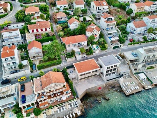 Prodaje se dupleks na drugoj liniji do mora