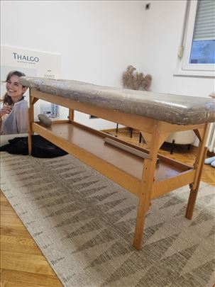 Prodajem sto za masazu 