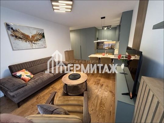 Sannyville, 3.0 sa garažnim mestom