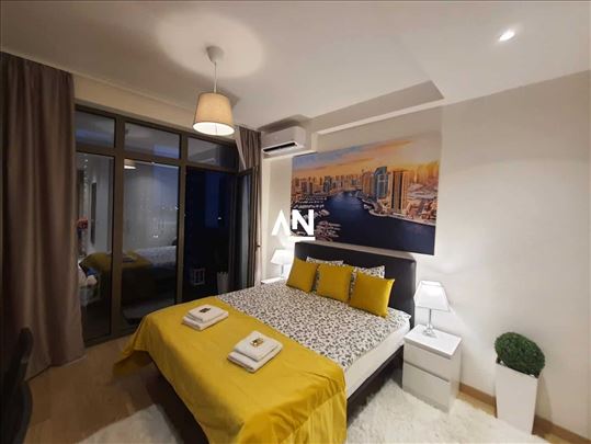 BW. Savski park na 50m škola+vrtić 250m. Garažno m