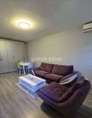 Stan na odličnoj lokaciji na Novom Beogradu ID#113