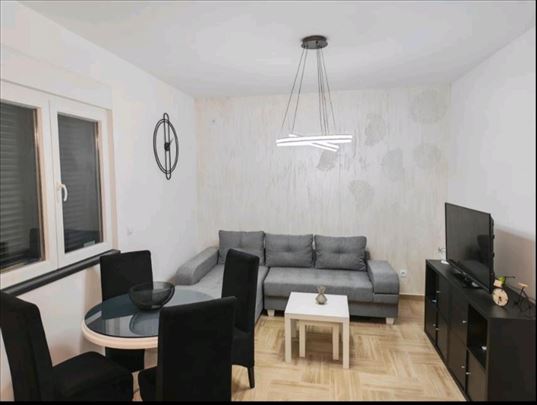 SURČIN, izdaje se nov, LUX 2.0 stan