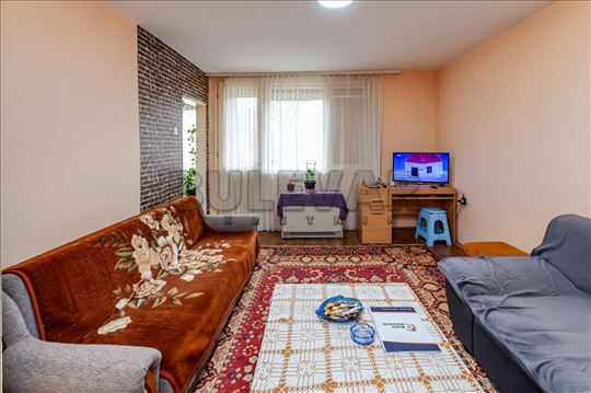 Troiposobni stan na I spratu, Park Sv.Save, 7