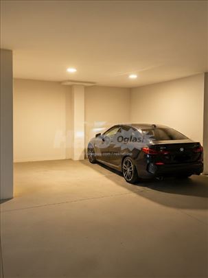 🅿️ Zaštitite svoj auto! Izdavanje garažnog mesta!