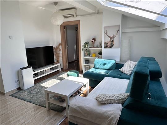 4.0 Voždovac, Indire Gandi