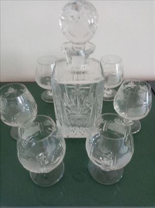 Boca za žestinu sa šest caša