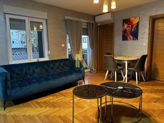 Dvoiposoban namešten stan - blizina Limana V