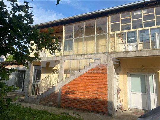 Izdajem kucu 90m2 u Novoj Pazovi