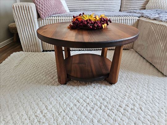 Klub sto puno drvo rucni rad