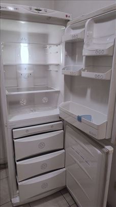 Kombinovani frižider LG GR-349SQF (179+86 litara)