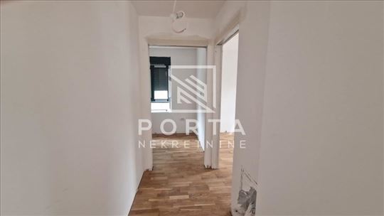 Ledine,Vojvođanska,52 m2,lux,ekstra povoljno ID#13