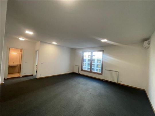 Novi Beograd - West 65-53m2-Odmah useljiv ID#3078