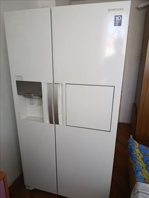 Prodajem Samsung frizider invert 