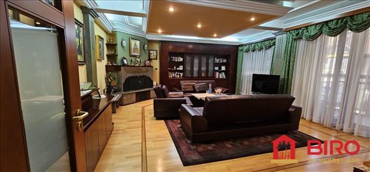 Stan,Novi Sad,Bulevar,kv: 194.00, € 772500, ID: 10