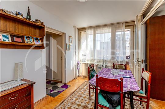 Stan u blizini Delta Planeta. 3.5, 72 m2