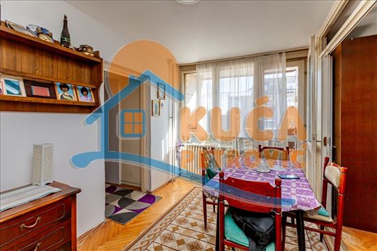 Stan u blizini Delta Planeta. 3.5, 72 m2