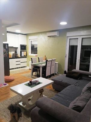 Uknjižen, nov 3,0 stan, Ledine - Novi Beograd