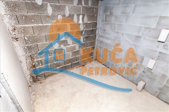 Višenamenski prostor u suterenu nove stambene zgra