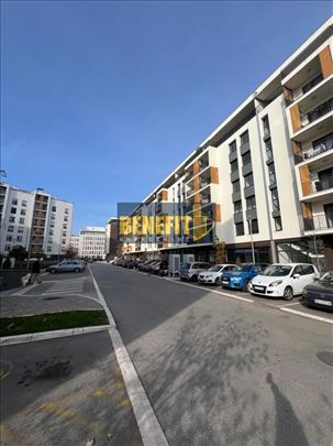 Zemunske kapije - odličan 3.0 stan