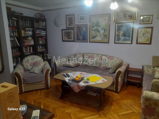 Bež. Kosa 2, vojna zgrada, 3.0 CG 84m2, lift 1/6, 