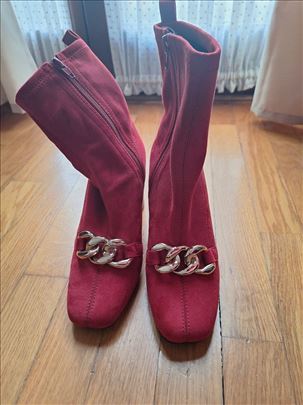 Crvene i crne polučizmice br.37