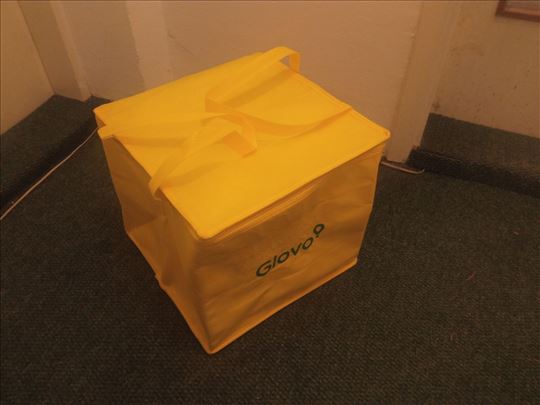 Glovo ručna termo torba nekorišćena