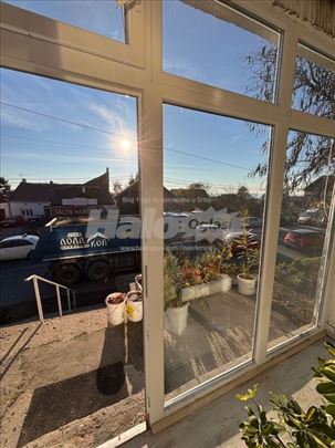 Izdaje se lokal blizu Ustanicke - Odlicna lokacija