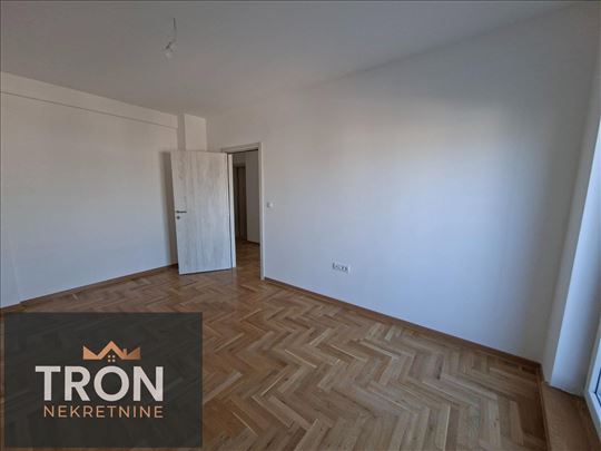 Jednosoban stan u blizini kružnog toka 51m2