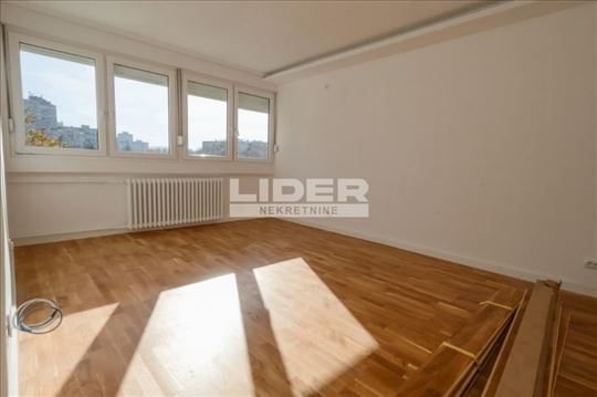 Kompletno renoviran, lux stan na top lokaciji ID#1