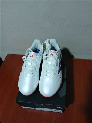 Kopačke Adidas br.30