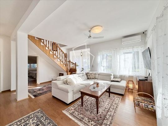 Luksuzna, kompletno opremljena kuća ID#12956