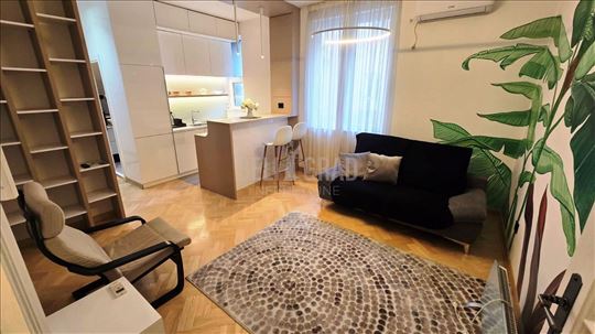 Lux 2.5, Svetogorska