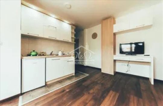 Opremljen apartman 280€ sa uračunatim troškovima u