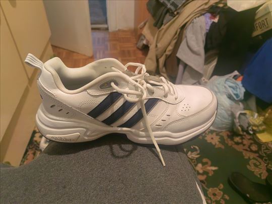 ORIGINALNE PATIKE NA PRODAJU !