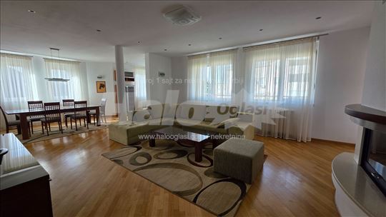 Premium ponuda – izuzetan luksuzni 3.5-soban stan